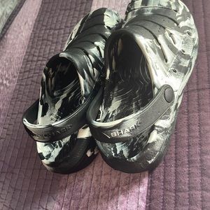 The color is a mixture of black,white and gray.